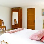 Maison De Charme Avec Jardin Et Cheminée 9 Personnes Bois-Normand-près-Lyre