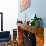 Maison De Charme Avec Jardin Et Cheminée 9 Personnes Bois-Normand-près-Lyre