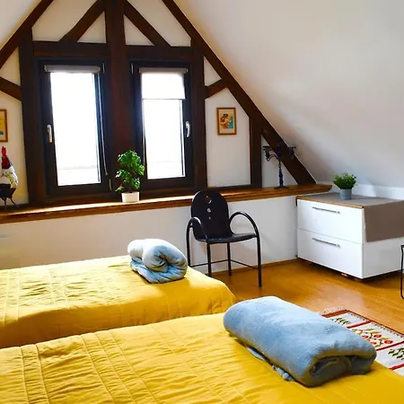 Hébergement de vacances Maison De Charme Avec Jardin Et Cheminée 9 Personnes