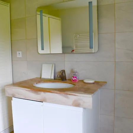 Holiday home Maison De Charme Avec Jardin Et Cheminee 9 Personnes *