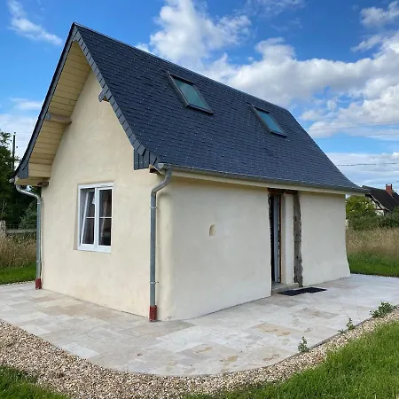 Hébergement de vacances Maison De Charme Avec Jardin Et Cheminée 9 Personnes *