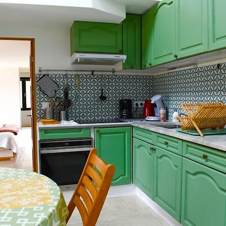 Holiday home Maison De Charme Avec Jardin Et Cheminee 9 Personnes Bois-Normand-pres-Lyre