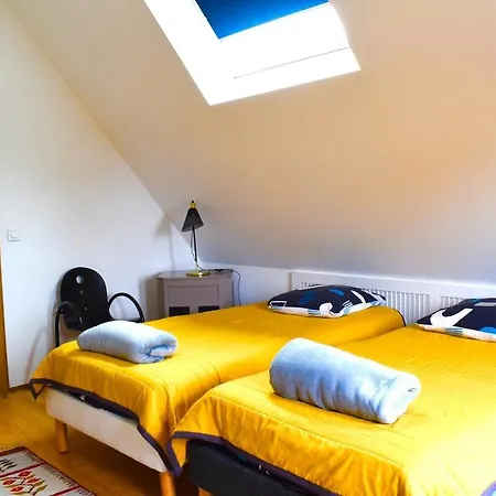 Maison De Charme Avec Jardin Et Cheminee 9 Personnes Holiday home