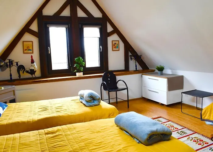 Hébergement de vacances Maison De Charme Avec Jardin Et Cheminée 9 Personnes