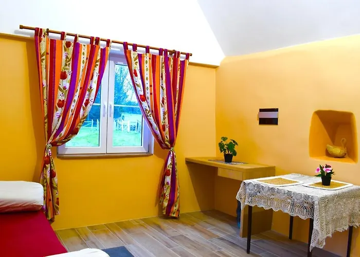 Maison De Charme Avec Jardin Et Cheminée 9 Personnes *