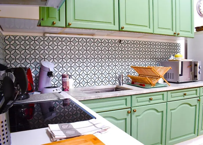 Maison De Charme Avec Jardin Et Cheminée 9 Personnes Hébergement de vacances *