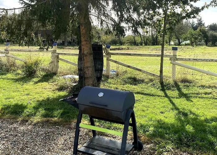 Maison De Charme Avec Jardin Et Cheminée 9 Personnes Bois-Normand-près-Lyre