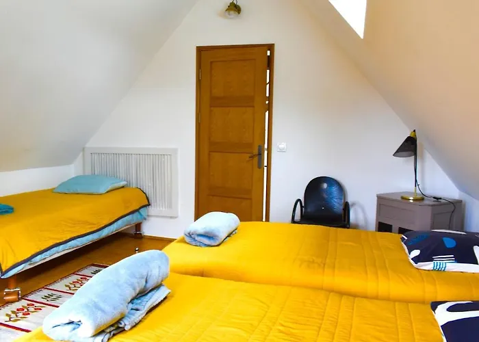 Hébergement de vacances Maison De Charme Avec Jardin Et Cheminée 9 Personnes